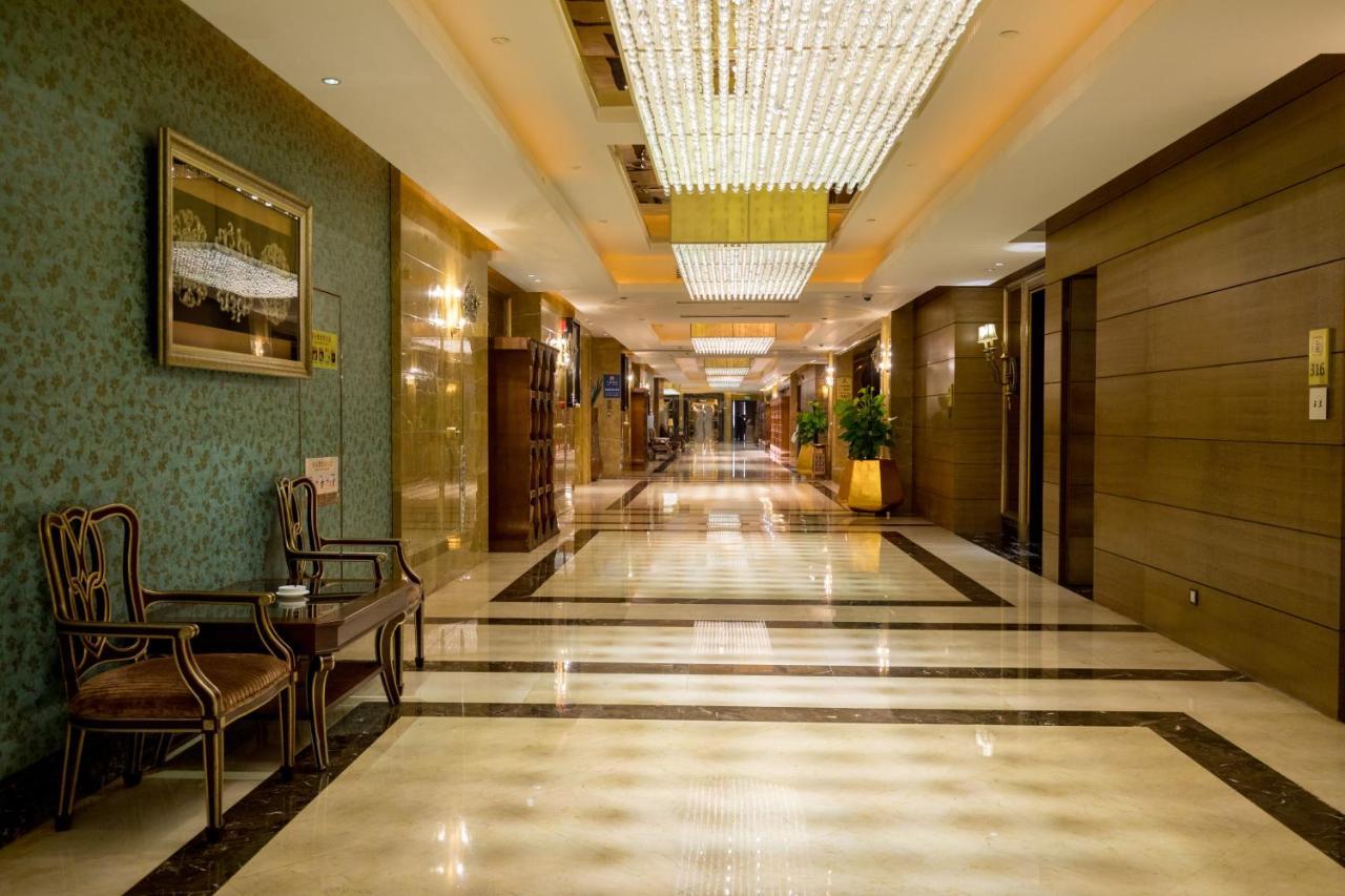 Sunshine Hotel Zhangjiajie Exterior photo